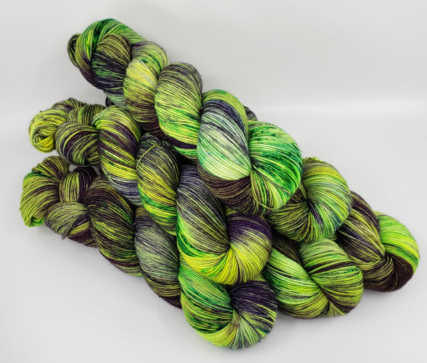 Cotton Candy Clouds - Variegated Merlin 100 – CHAOS Fiber Co